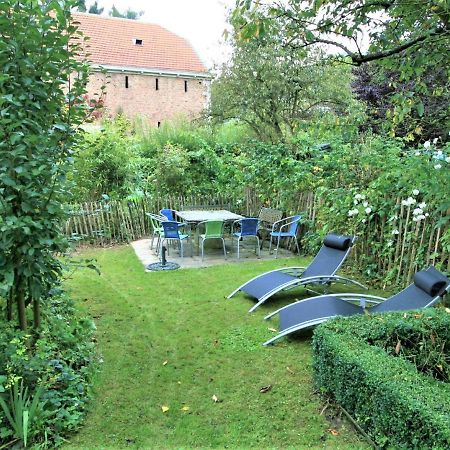 המואר Enchanting Cottage With Terrace Garden מראה חיצוני תמונה